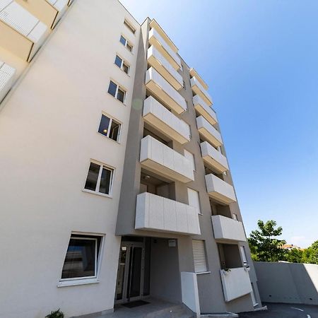 Deluxe Apartment Zara מראה חיצוני תמונה